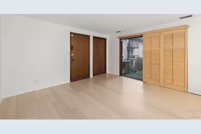 4204 N Keystone Avenue #2C, Chicago, IL 60641 - Photo 4