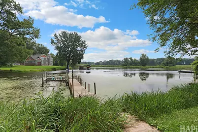 4428 Wildwood Drive, Crystal Lake, IL 60014 - Photo 2