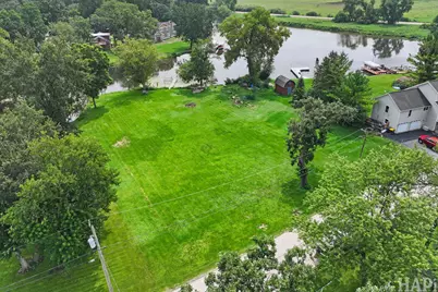 4428 Wildwood Drive, Crystal Lake, IL 60014 - Photo 4