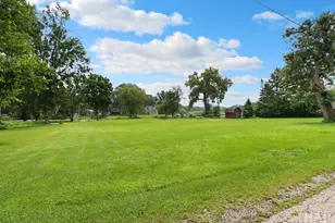 4428 Wildwood Dr, Crystal Lake, IL 60014 - Photo 1
