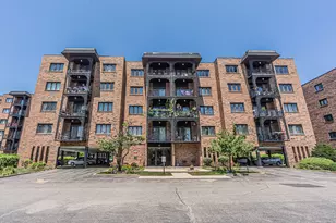 9374 Landings St, Des Plaines, IL 60016 - Photo 24