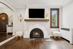 2019 Beechwood Ave, Wilmette, IL 60091 - Photo 4