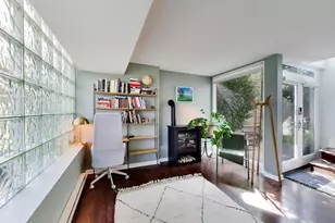 1757 W Sunnyside Ave, Chicago, IL 60640 - Photo 32