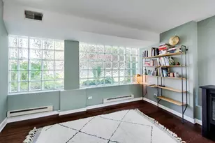 1757 W Sunnyside Ave, Chicago, IL 60640 - Photo 34