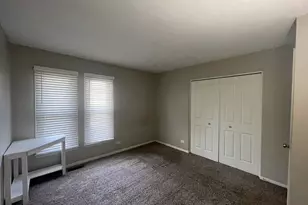 337 Merlin Ct, Bolingbrook, IL 60440 - Photo 10