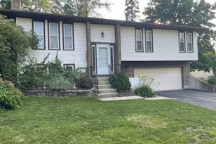 337 Merlin Ct, Bolingbrook, IL 60440 - Photo 1