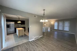 337 Merlin Ct, Bolingbrook, IL 60440 - Photo 4