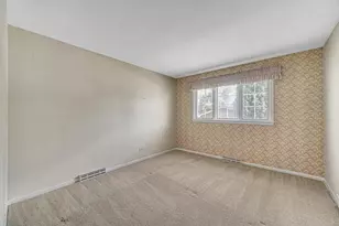 495 E Park Manor Ct, Elmhurst, IL 60126 - Photo 18