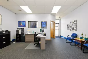 5003 W 95th St, Oak Lawn, IL 60453 - Photo 2