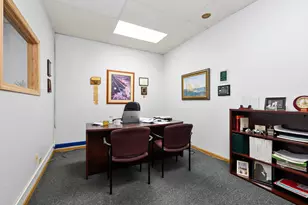 5003 W 95th St, Oak Lawn, IL 60453 - Photo 10