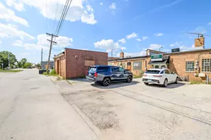 5003 W 95th St, Oak Lawn, IL 60453 - Photo 12