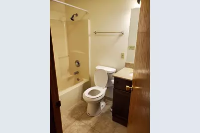 709B Burgess Drive #B, Utica, IL 61373 - Photo 6