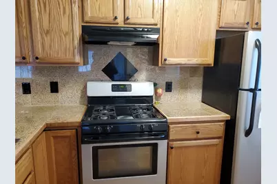 709B Burgess Drive #B, Utica, IL 61373 - Photo 2