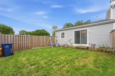 1811 Carlisle Court, Schaumburg, IL 60194 - Photo 18