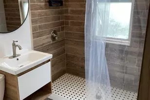 5658 S Honore St, Chicago, IL 60636 - Photo 8