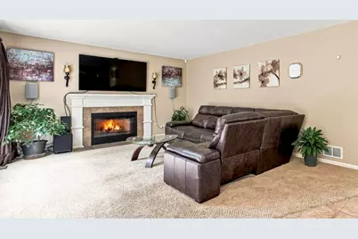 25727 W Woodland Drive, Round Lake, IL 60073 - Photo 12