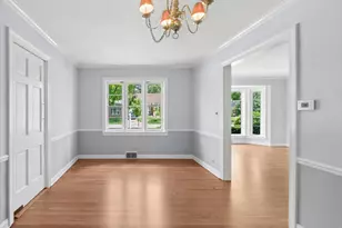 904 S 2nd Ave, Des Plaines, IL 60016 - Photo 4