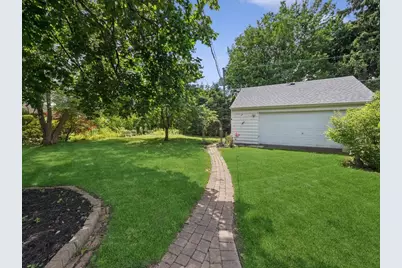 904 S 2nd Avenue, Des Plaines, IL 60016 - Photo 20