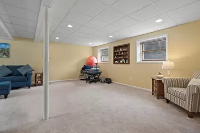 424 E Shorewood Road, Round Lake Beach, IL 60073 - Photo 16