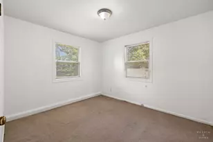 3906 Grove Ave, McHenry, IL 60050 - Photo 10