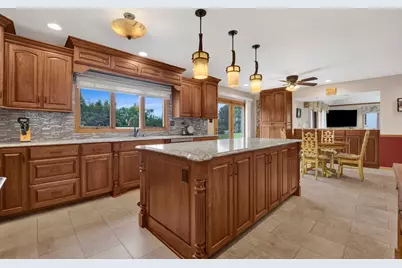 8010 Salvatori Court, Orland Park, IL 60462 - Photo 16
