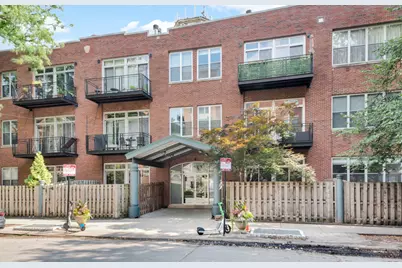 2333 W St. Paul Avenue #202, Chicago, IL 60647 - Photo 1