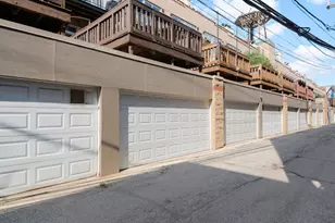2333 W St Paul Ave, Chicago, IL 60647 - Photo 12