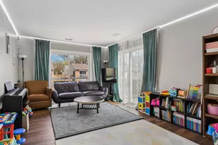 [Address not provided], Hoffman Estates, IL 60169 - Photo 2