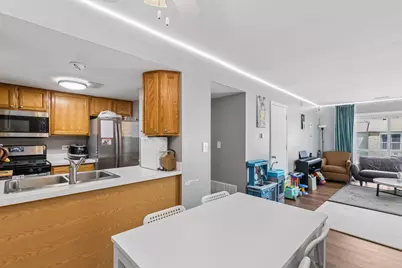 [Address not provided], Hoffman Estates, IL 60169 - Photo 4