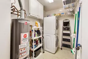 592 Edinburgh Ln, Prospect Heights, IL 60070 - Photo 16