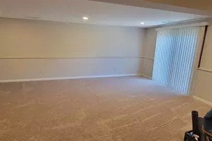 608 Trent Ln, Schaumburg, IL 60193 - Photo 16