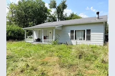 261 E Trammel Street, Carrier Mills, IL 62917 - Photo 1