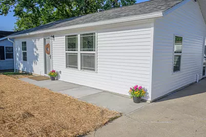 3019 Robert Street, Bloomington, IL 61704 - Photo 2