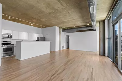 939 W Huron Street #308, Chicago, IL 60642 - Photo 2