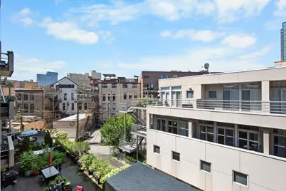 939 W Huron Street #308, Chicago, IL 60642 - Photo 14
