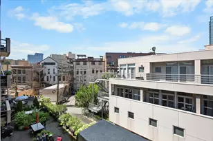 939 W Huron St, Chicago, IL 60642 - Photo 14