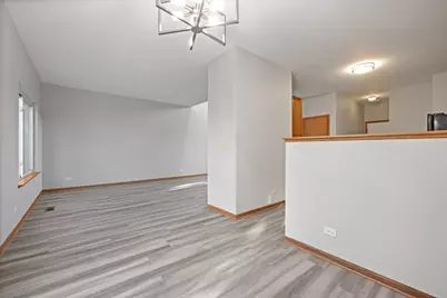 2247 Stoughton Drive, Aurora, IL 60502 - Photo 12