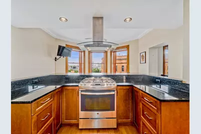 559 W Surf Street #500, Chicago, IL 60657 - Photo 12