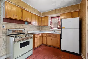 3750 N Pittsburgh Ave, Chicago, IL 60634 - Photo 10