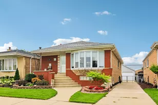 7005 W 63rd Pl, Chicago, IL 60638 - Photo 1