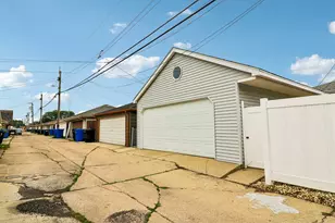 7005 W 63rd Pl, Chicago, IL 60638 - Photo 34