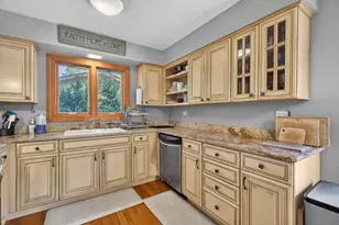 712 Pawnee Ln, Naperville, IL 60563 - Photo 14