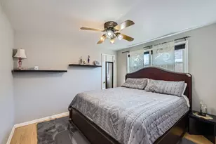 11246 S Whipple St, Chicago, IL 60655 - Photo 6