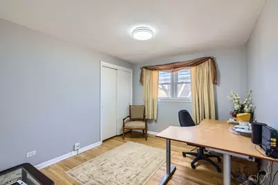 11246 S Whipple Street, Chicago, IL 60655 - Photo 8