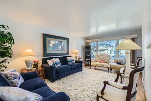 11246 S Whipple St, Chicago, IL 60655 - Photo 2