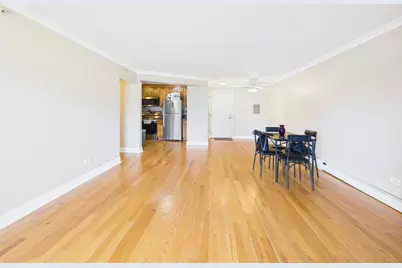 2210 S Goebbert Road #226, Arlington Heights, IL 60005 - Photo 6