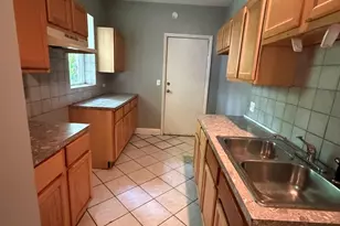318 N Lorel Ave, Chicago, IL 60644 - Photo 4