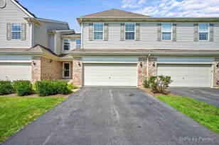 1248 Bradley Cir, Elgin, IL 60120 - Photo 2