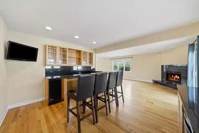 11758 S Avenue J, Chicago, IL 60617 - Photo 14