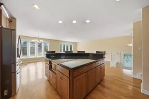 11758 S Ave J, Chicago, IL 60617 - Photo 6